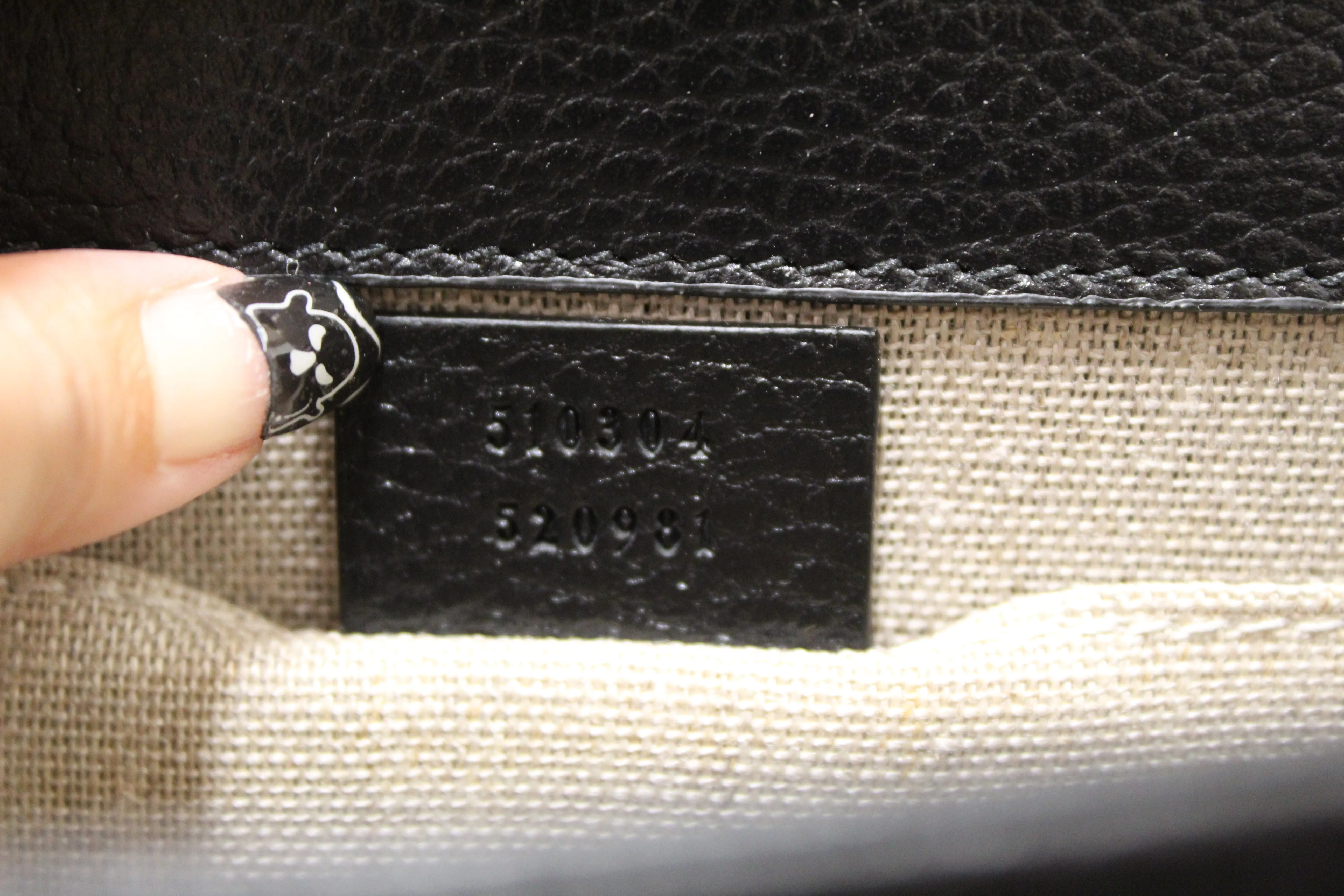 Authentic NEW Gucci Small Dollar Black Calfskin Interlocking G Shoulder Bag