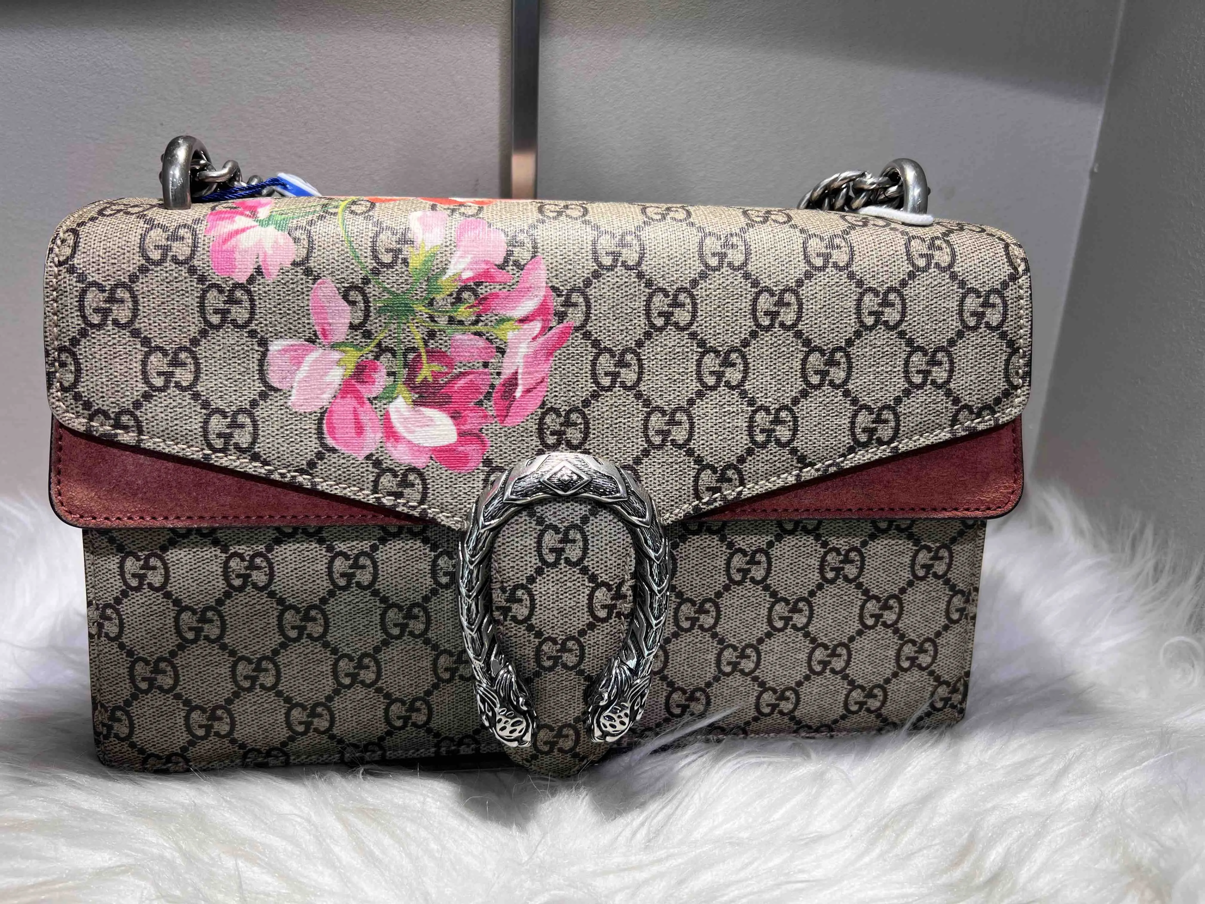 Gucci Dionysus GG Supreme Floral Beige Messenger Bag