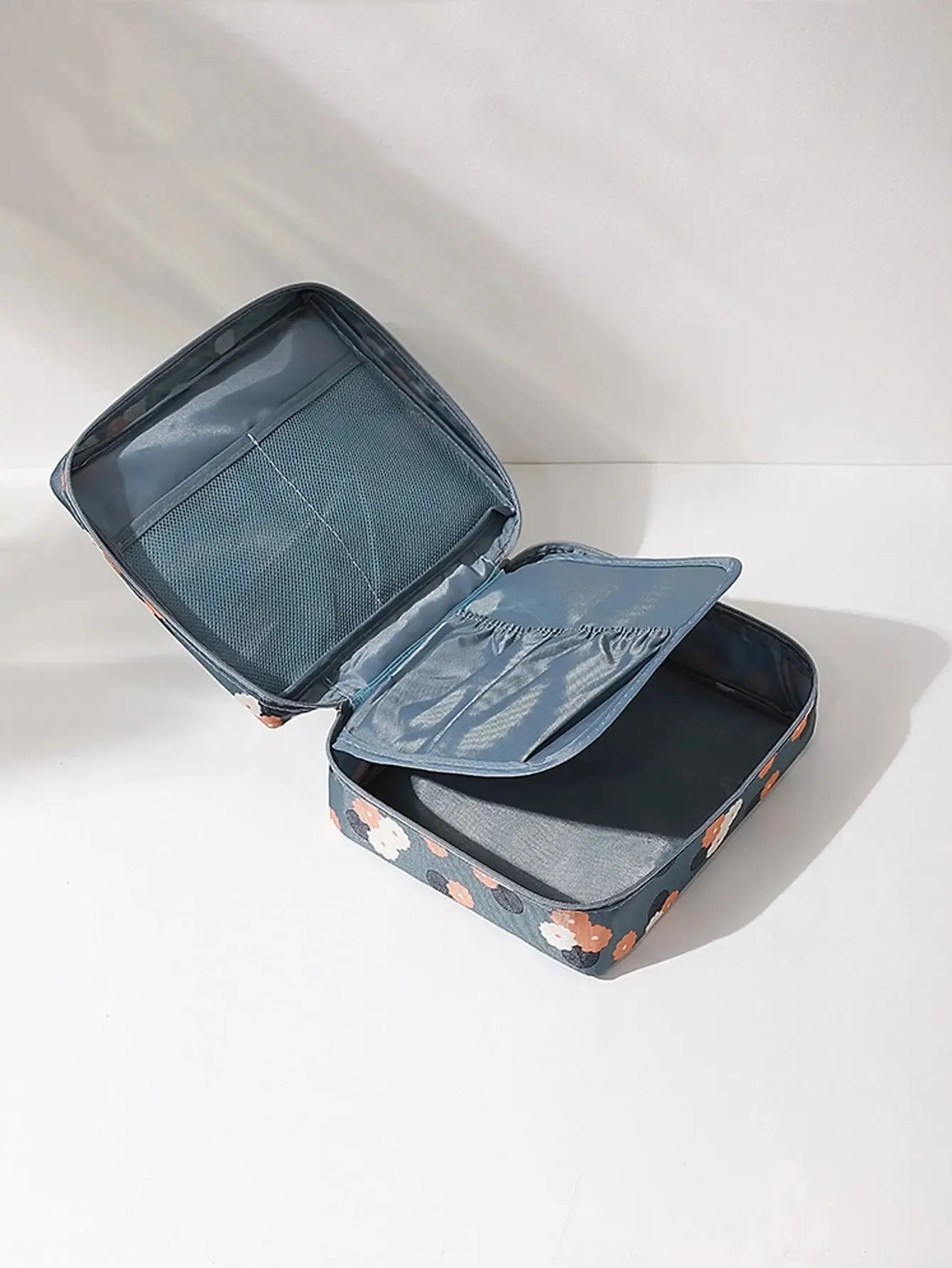 Multifunctional Makeup Bag -Travel Bag Portable Cosmetic bag Waterproof Wash Bag