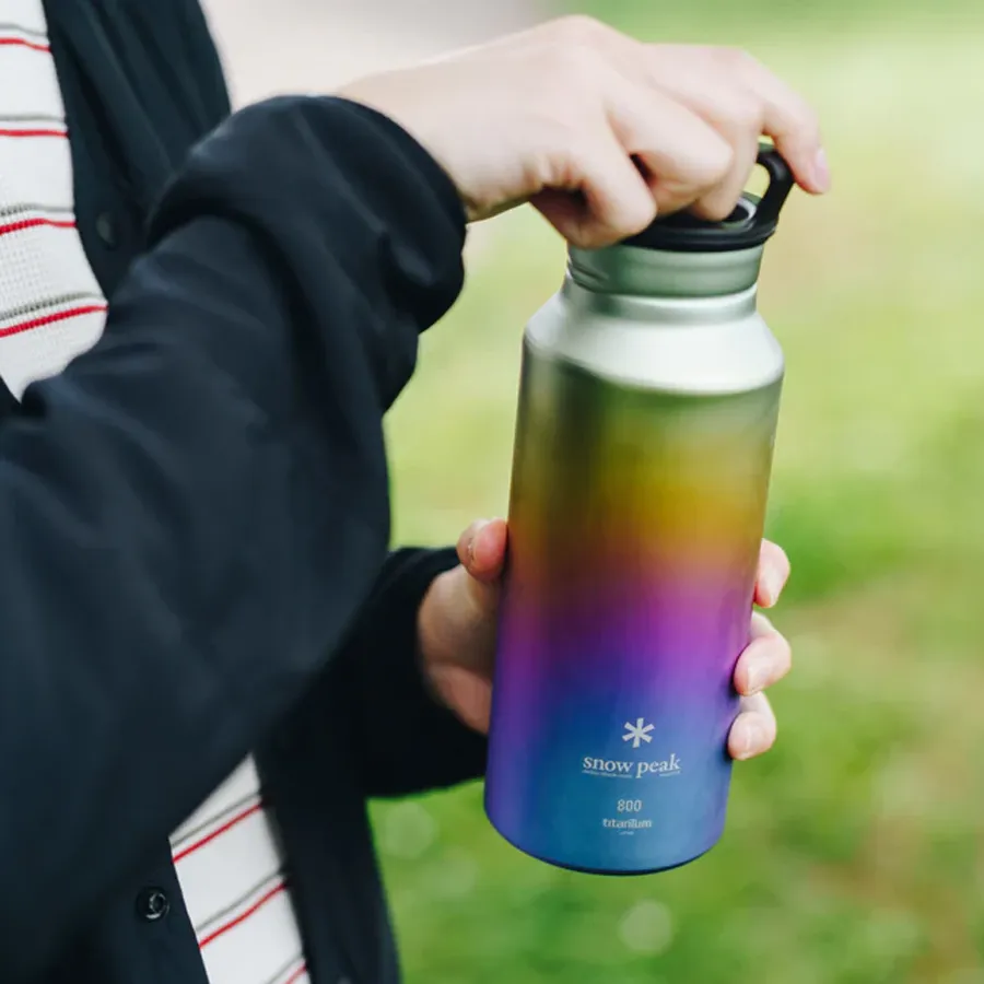 Titanium Aurora Bottle 800